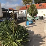 فندق مبيت وإفطار Casa O Futuro 4*