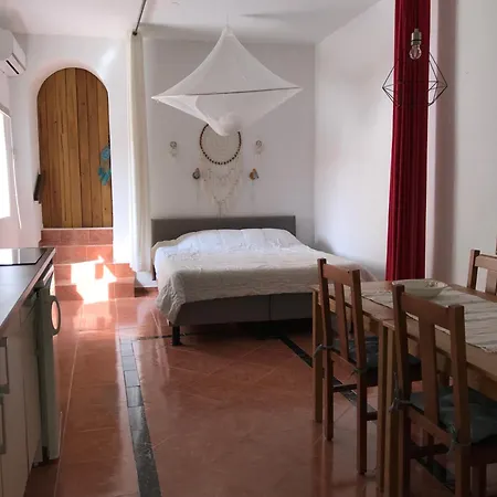 Casa O Futuro Bed & Breakfast *