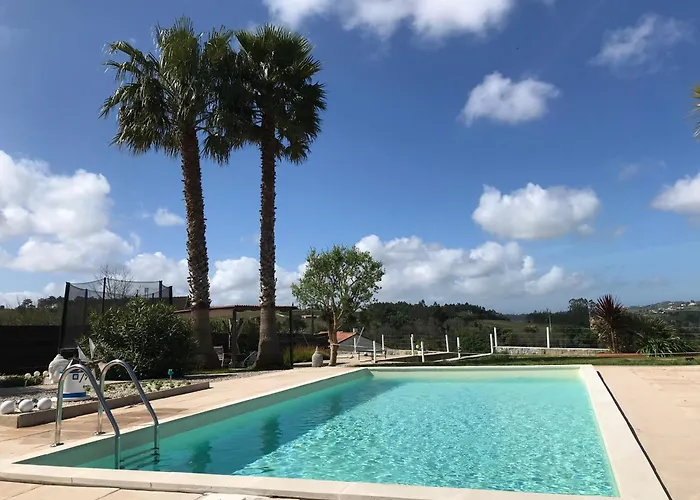 Casa O Futuro 4* Алкобаса